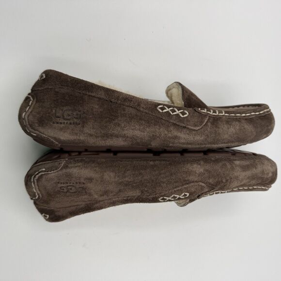 UGG Ansley Women’s Brown Suede Moccasin Slippers Sheepskin Wool Lined Size 8 - Picture 4 of 12